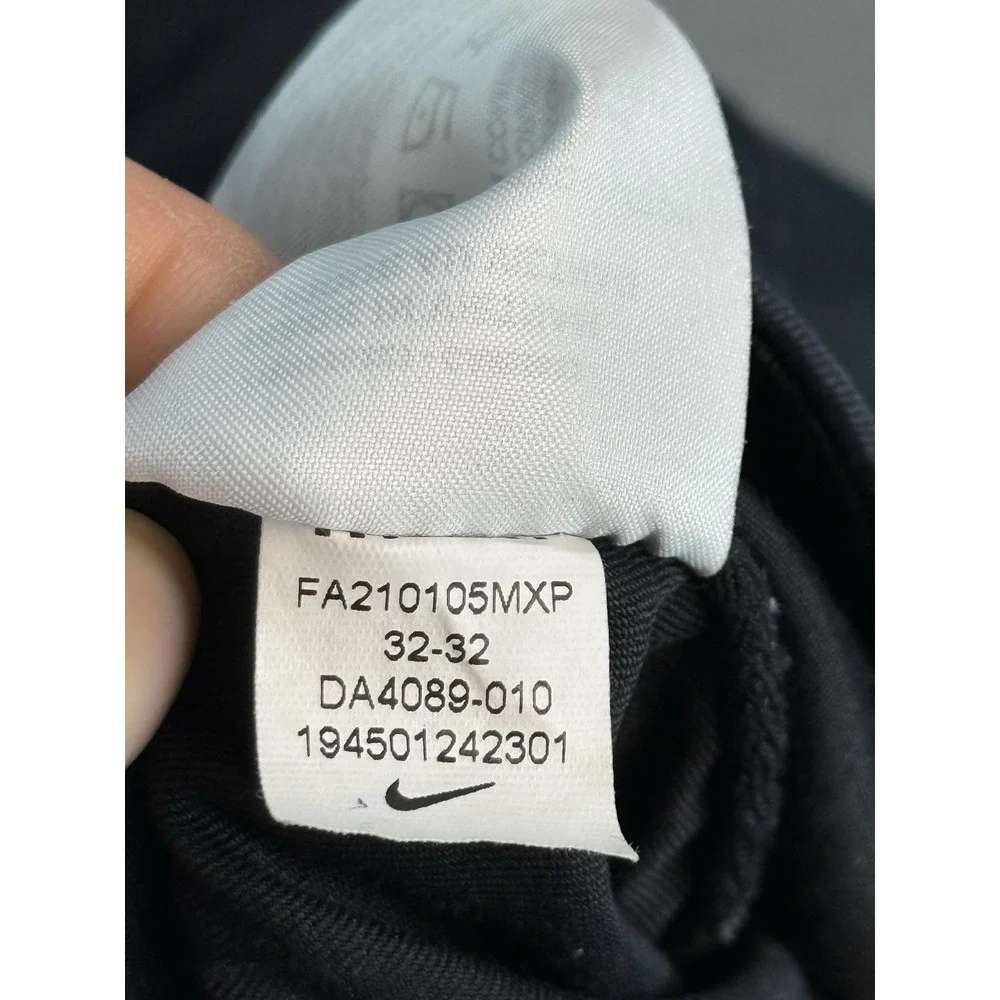 Nike Dri-FIT Pants Mens 32x32 Black Stretch Twill Chino Golf Khakis DA4089-010